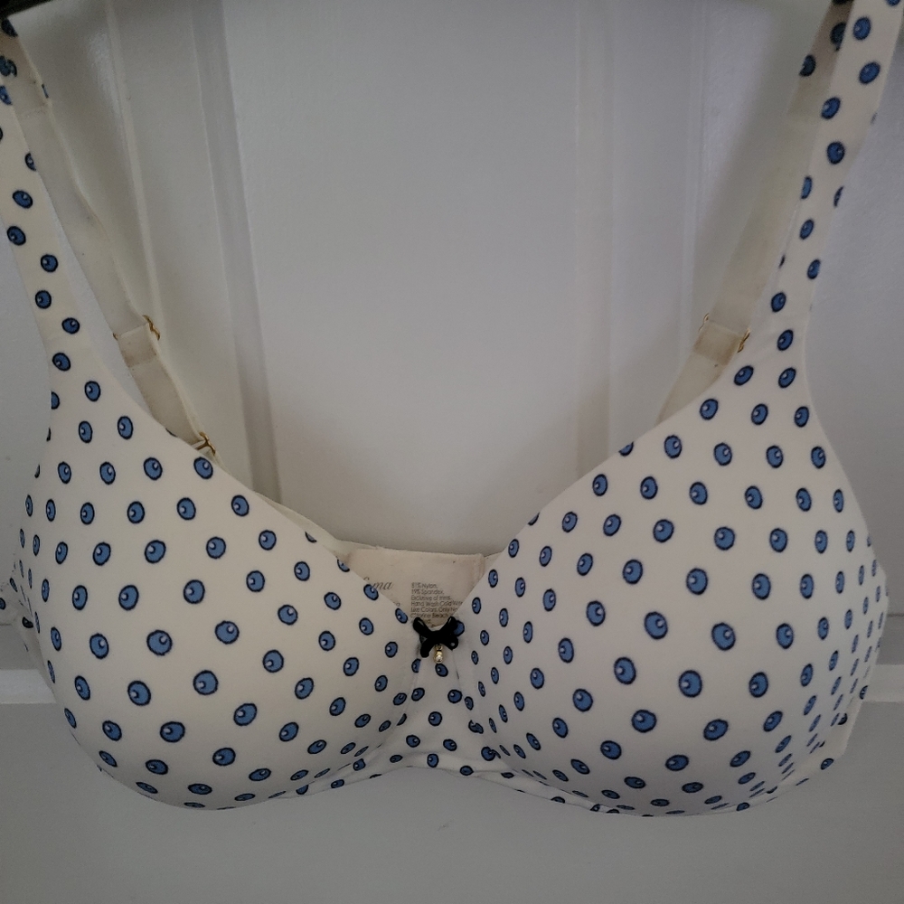 Soma 36d NO underwire. Soft bra